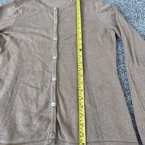 Nordstrom Studio Women’s Camel Buttoned 100% Cashmere Full Sleeve Cardigan M - Picture 3 of 9
